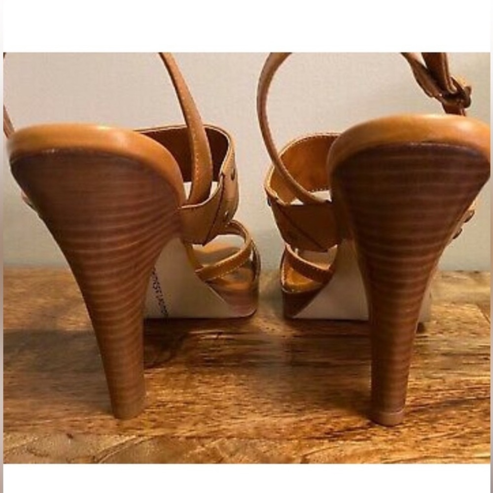 NIB Chinese Laundry Suzana leather sandal - Picture 4 of 8